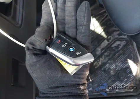 2021 BMW X3 xDrive30I z USA, uszkodzony, nr VIN 5UXTY5C07M9G01228